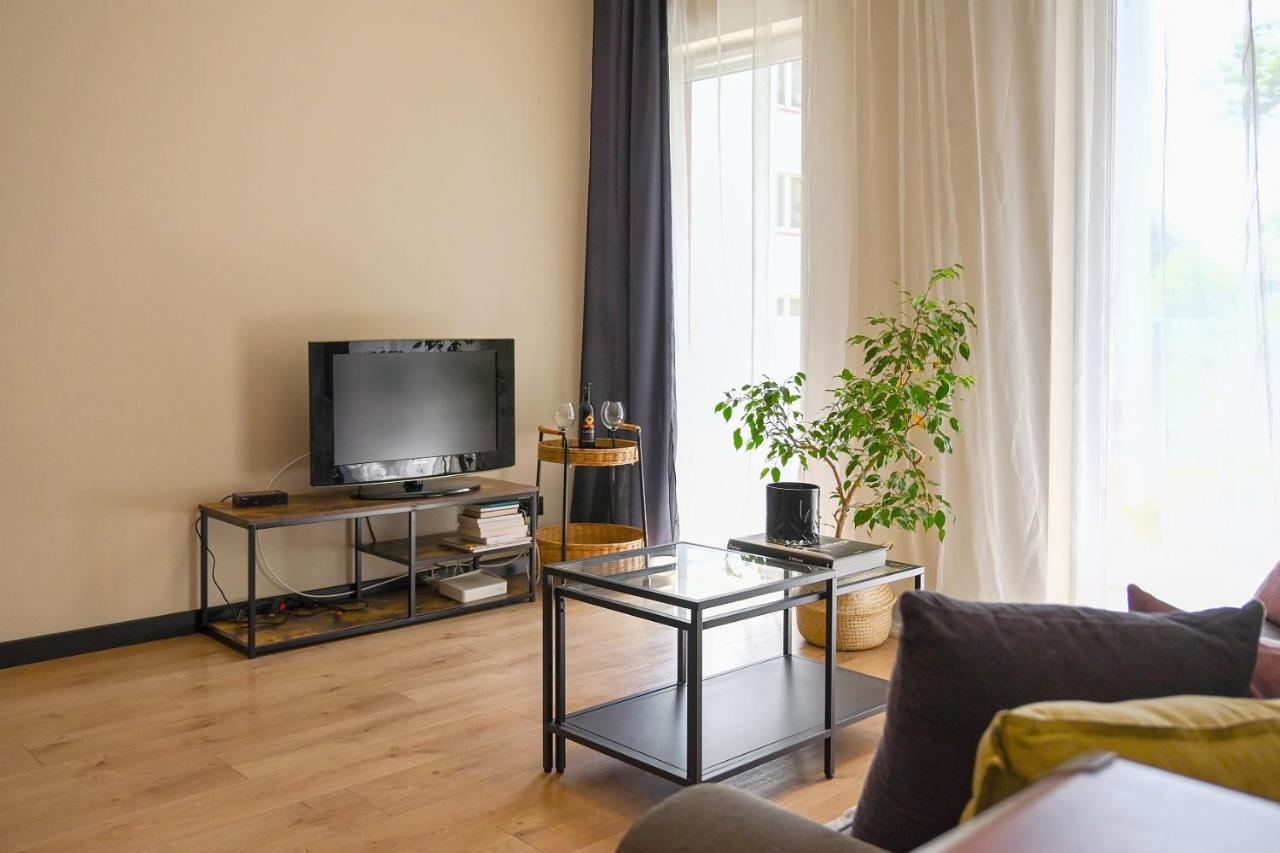 Praktyczny Apartament Z Cichym Tarasem Katowice Exterior photo